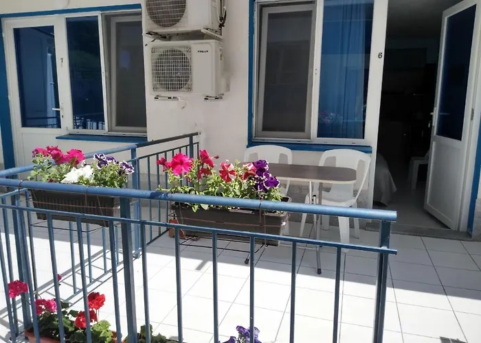 The Blue - In A Complex Next To The By Flаt Manаger * Pomorie